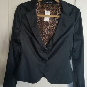 THIS ITEM HAS BEEN SOLD...LADIES SATIN LIKE BLAZER